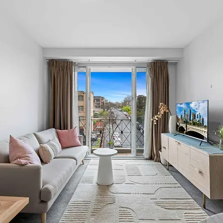 Lovely Boutique 1-Bed Unit With Gym & Pool Melbourne Exterior photo